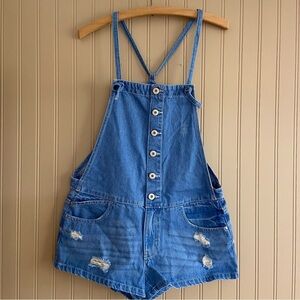 ONLY Distressed Denim Overall Shorts Women’s Size 6 or Medium